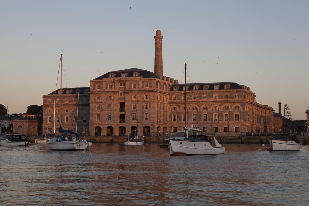 Mayflower Apartments, Royal William Yard Плаймаут Экстерьер фото